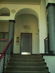 Vor dem Sitzungssaal Vor dem Sitzungssaal